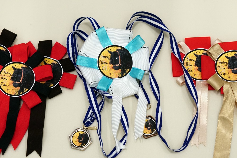 2024-05-09_ruusukkeet 2024-05-09_ruusukkeet